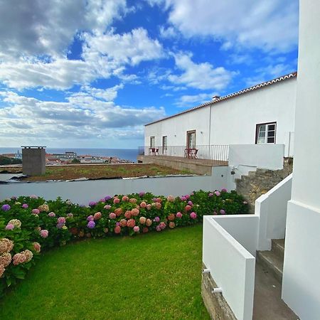 Casa Do Pisao - Cosy And Modern Two-Bedroom Townhouse Angra do Heroísmo Εξωτερικό φωτογραφία